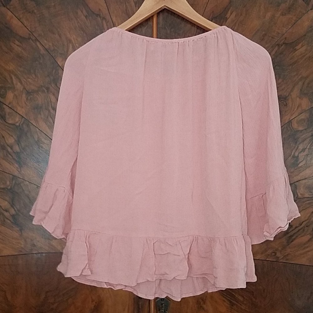 WAYF Off Shoulder Ruffle Crinkle Top - Picture 5 of 5